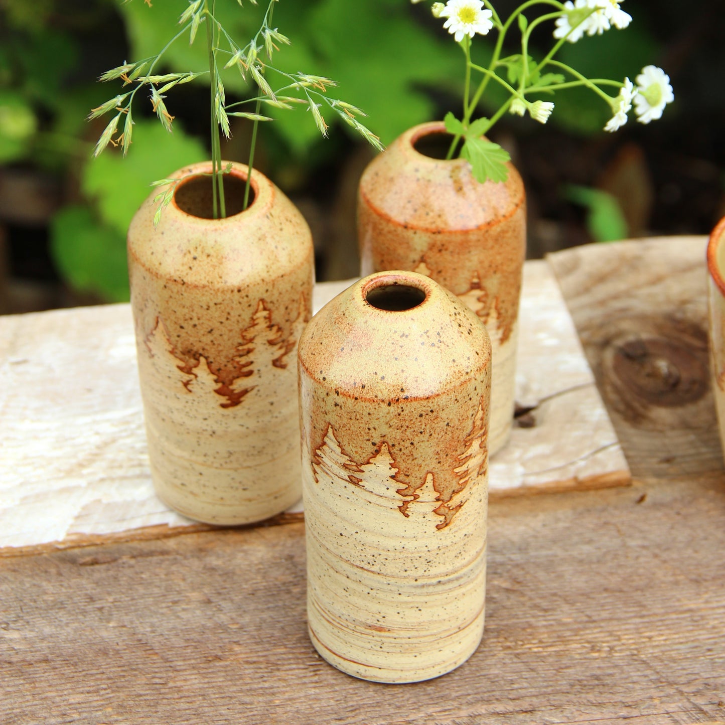 Mini Vase "Sapins" - Choco-Pistache sur terre beige marbrée