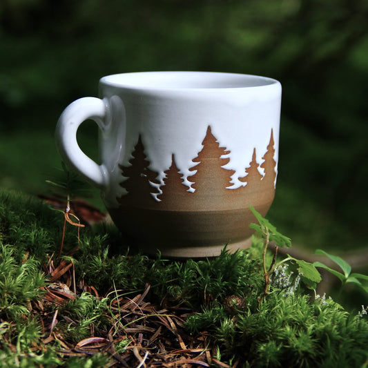 Tasse à Espresso / Cortado "Sapins" - Blanc sur terre grise