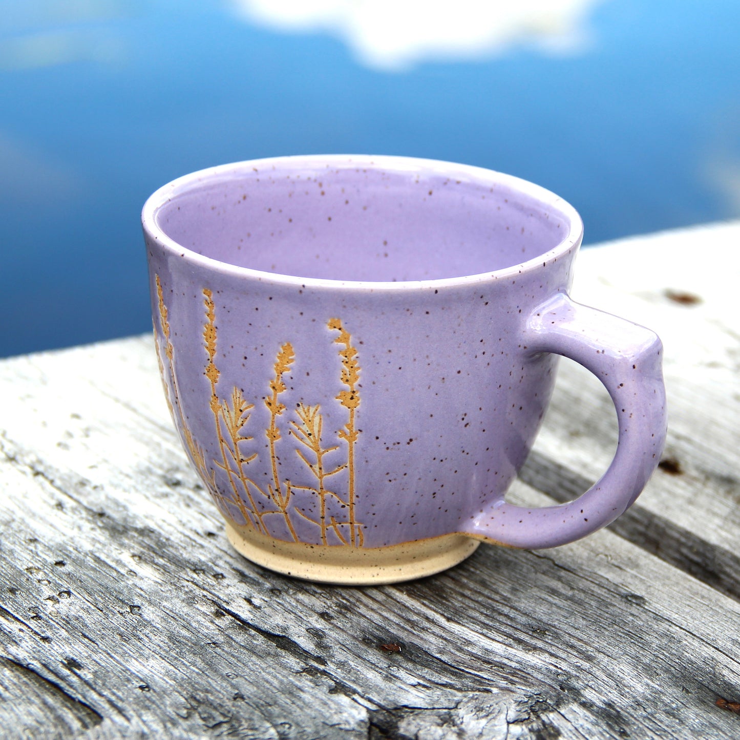 Tasse à latté "Lavandes" - Lilas sur terre beige
