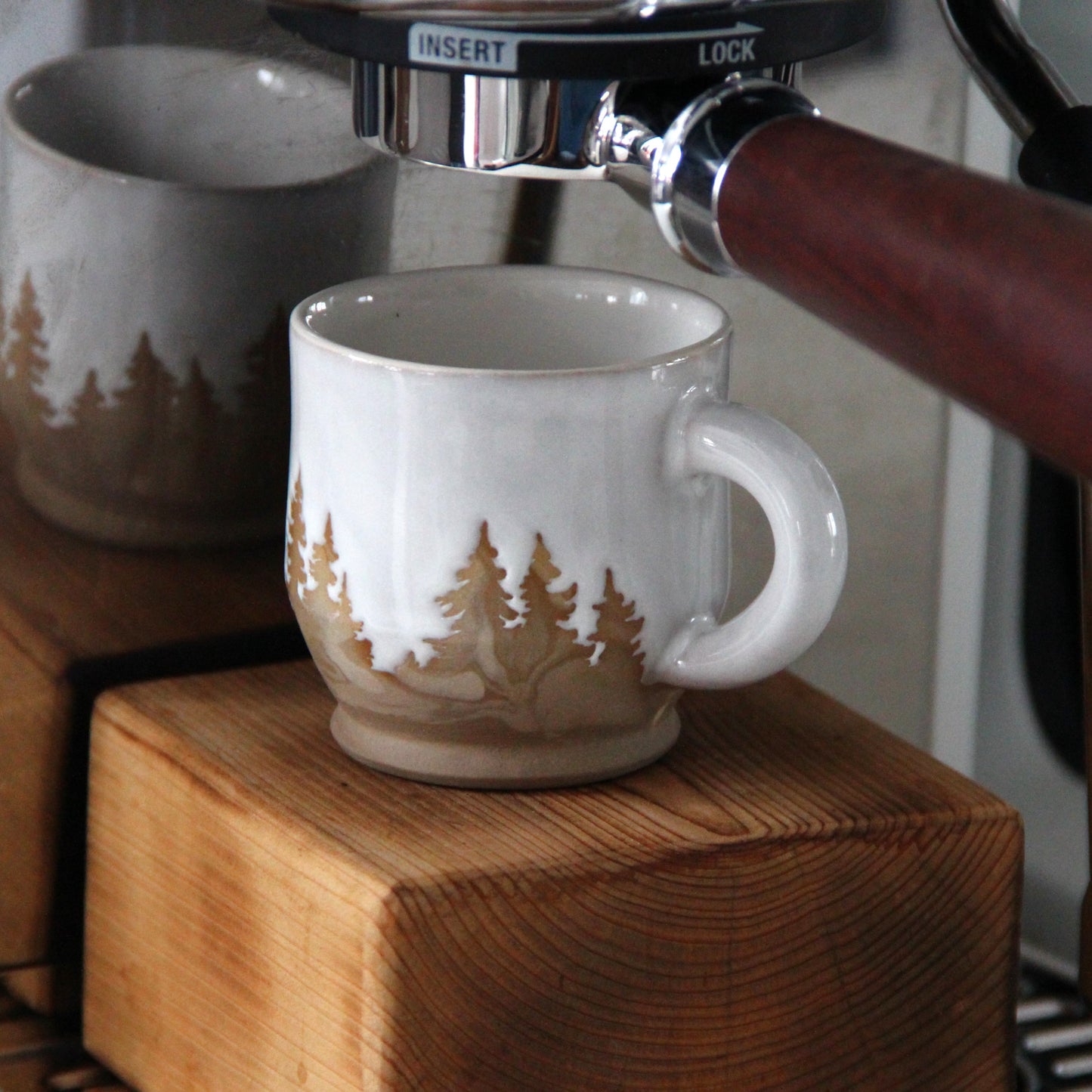 Tasse Espresso  - Blanc sur marbré brun beige