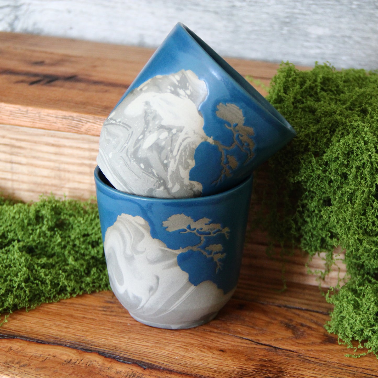 Gobelet "Bonsai" - MOYEN -  Bleu sarcelle satiné sur argile marbrée gris