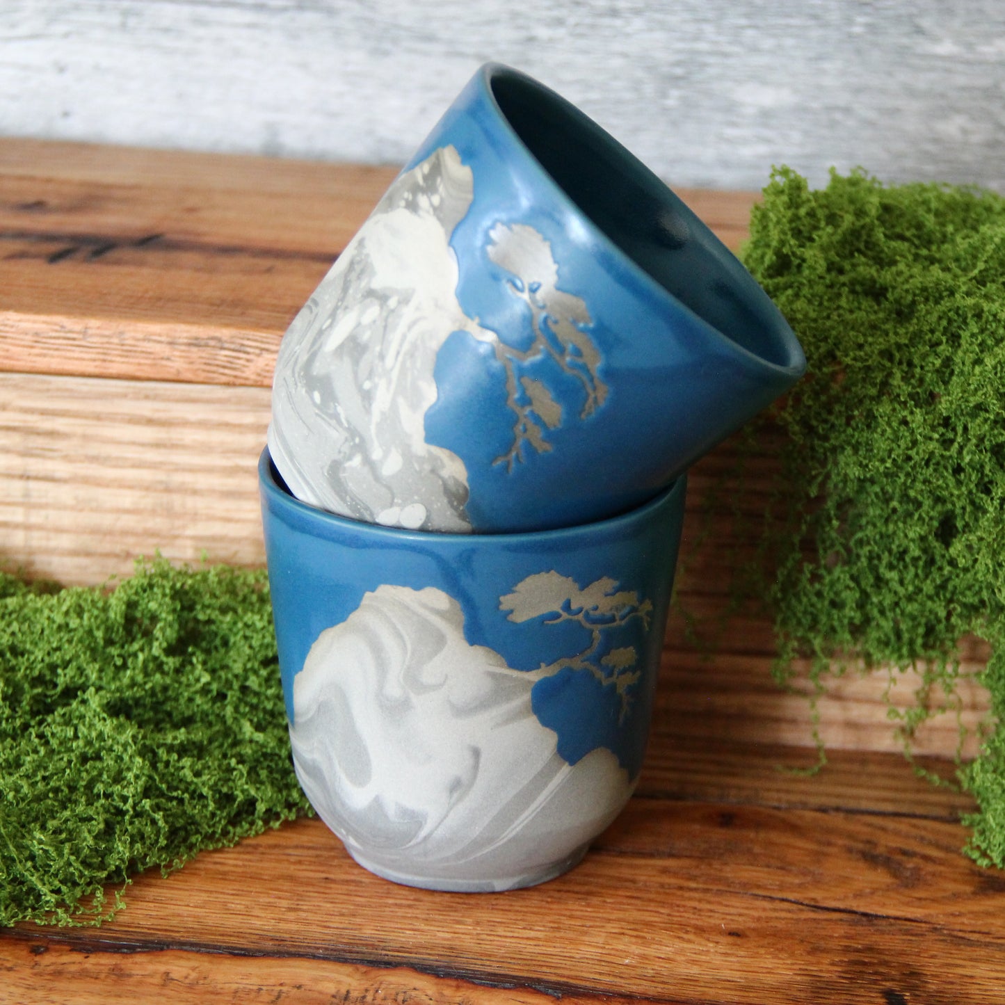 Gobelet "Bonsai" - MOYEN -  Bleu sarcelle satiné sur argile marbrée gris