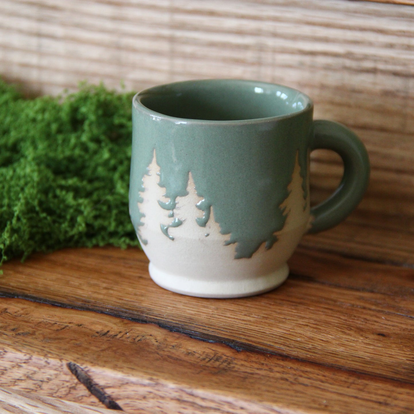 Tasse Espresso  - "Sapins" - Vert Sauge lustré sur argile unie sable