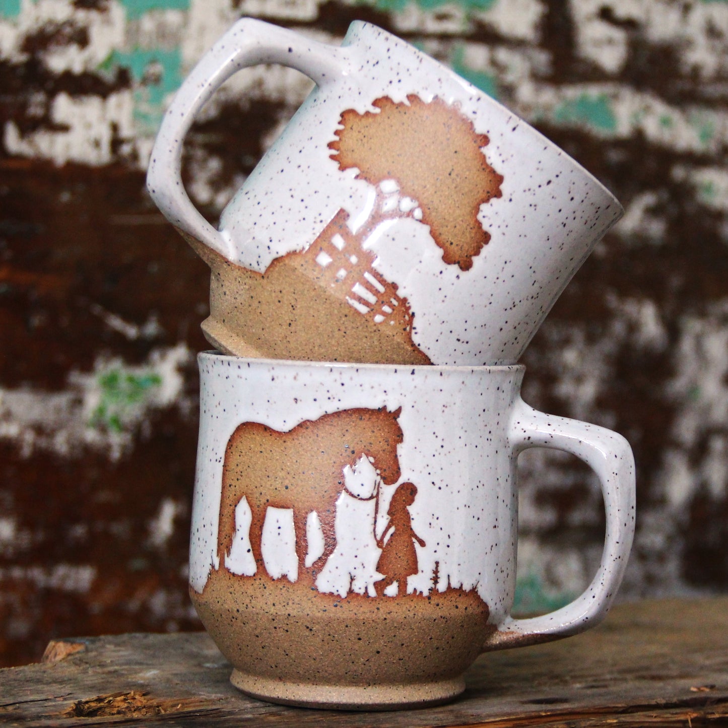 Tasse "Country" - Blanc sur terre rouge
