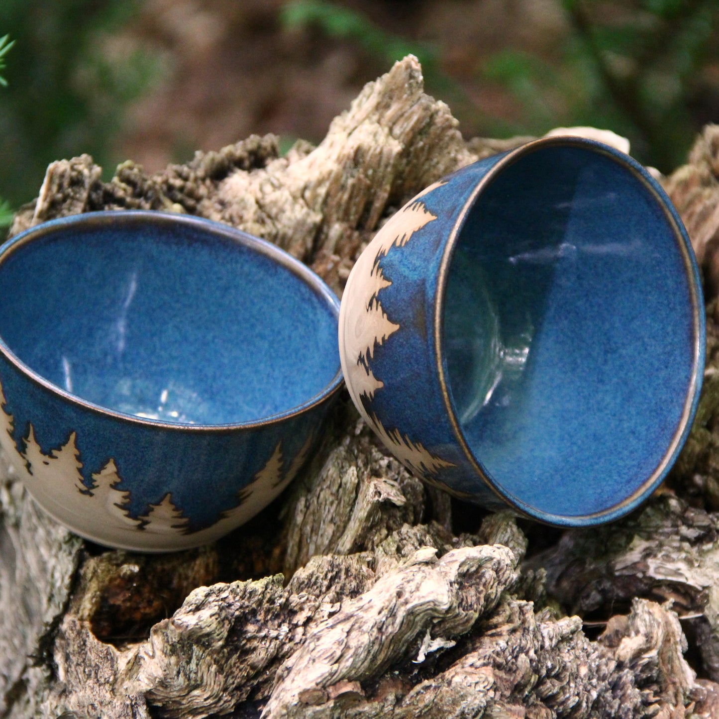 Bol - PETIT - "Sapins" - Bleu Alberta sur argile marbrée beige
