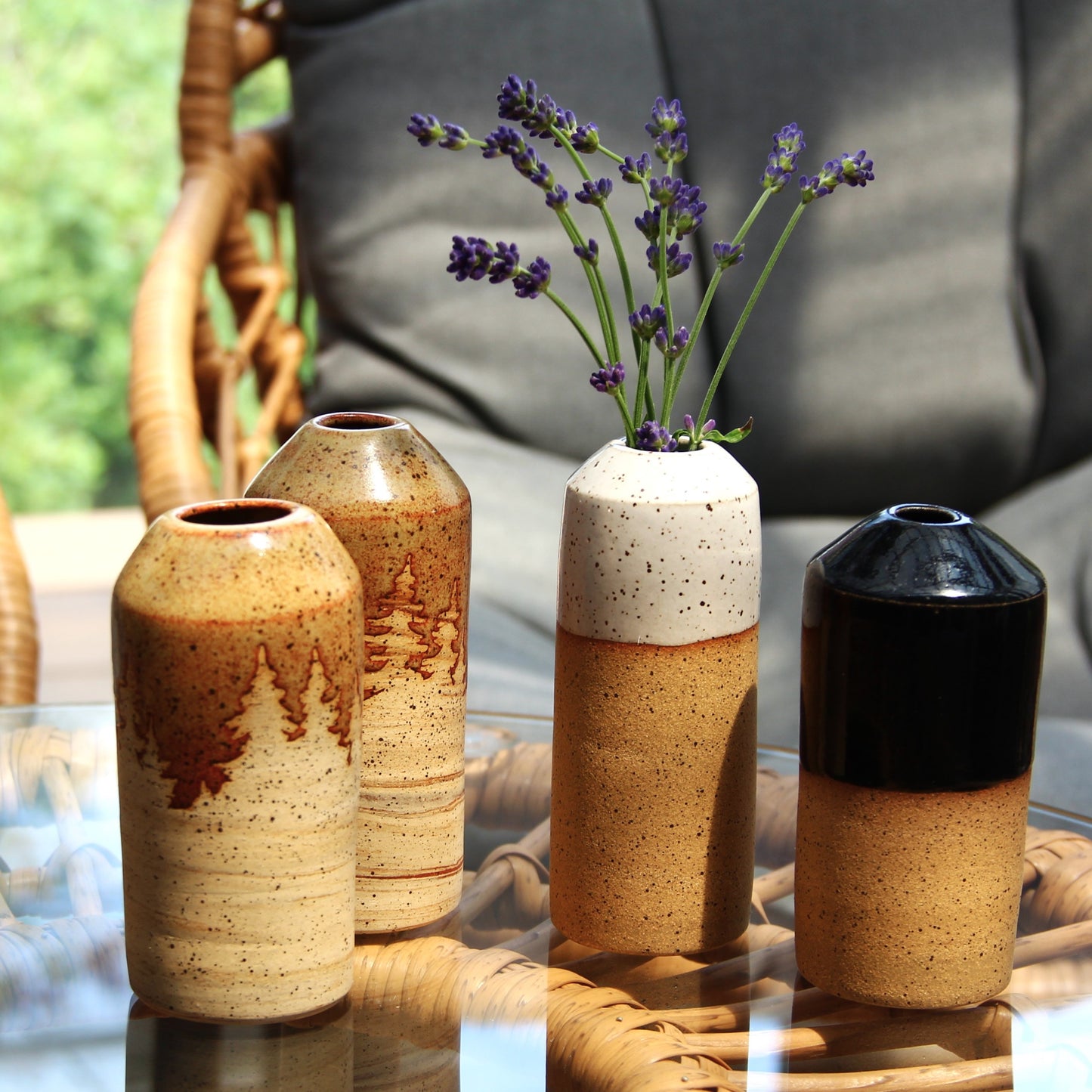 Mini Vase "Sapins" - Choco-Pistache sur terre beige marbrée
